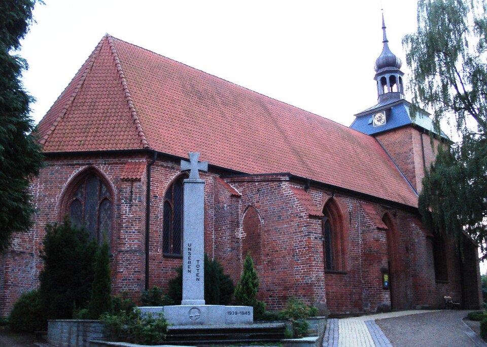 Dach-Fachbetriebe in Ahrensbök: Marienkirche