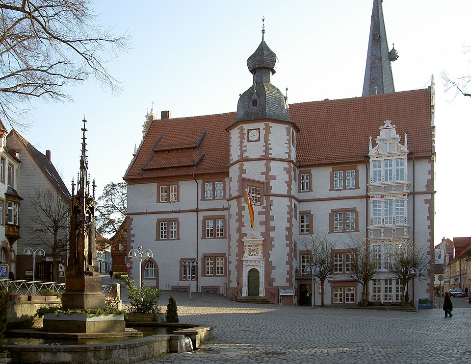Dach-Fachbetriebe in Alfeld: Rathaus