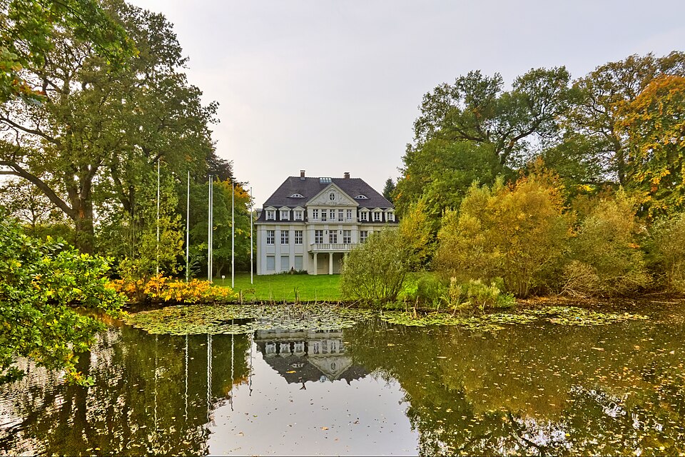 Dach-Fachbetriebe in Altenholz: Stadtansicht
