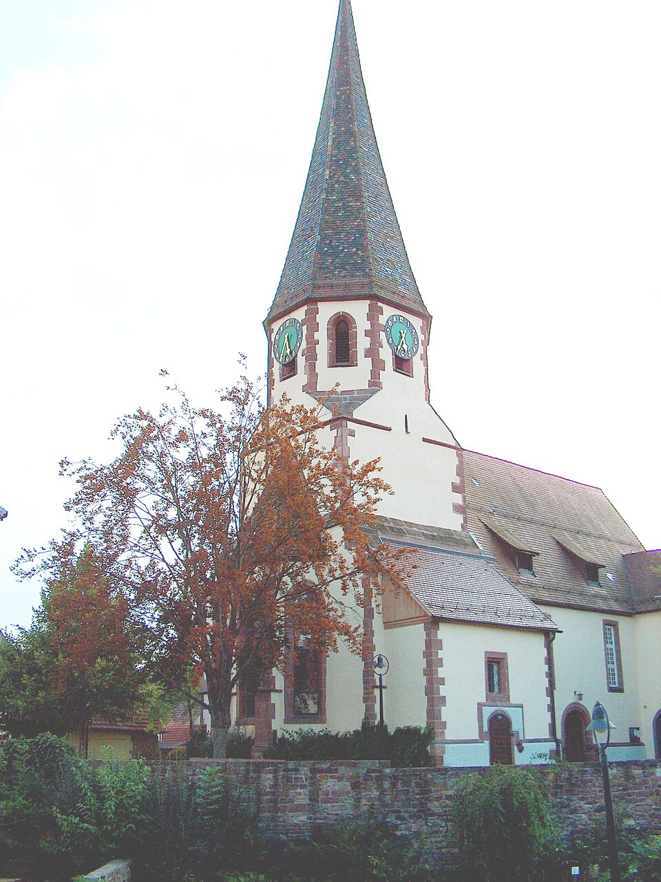Dach-Fachbetriebe in Althengstett: Kirche – Foto: User:MarkusHagenlocher Dach-Fachbetriebe in Althengstett: Kirche