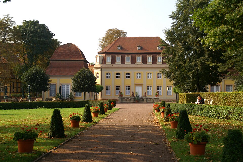 Dach-Fachbetriebe in Bad Lauchstädt: Stadtansicht – Foto: Dundak Dach-Fachbetriebe in Bad Lauchstädt: Stadtansicht