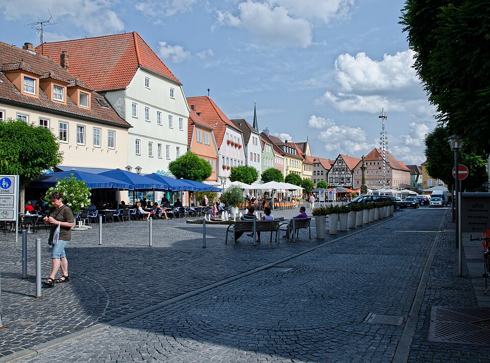 Dach-Fachbetriebe in Bad Neustadt an der Saale: Stadtansicht – Foto: Dietrich Krieger Dach-Fachbetriebe in Bad Neustadt an der Saale: Stadtansicht