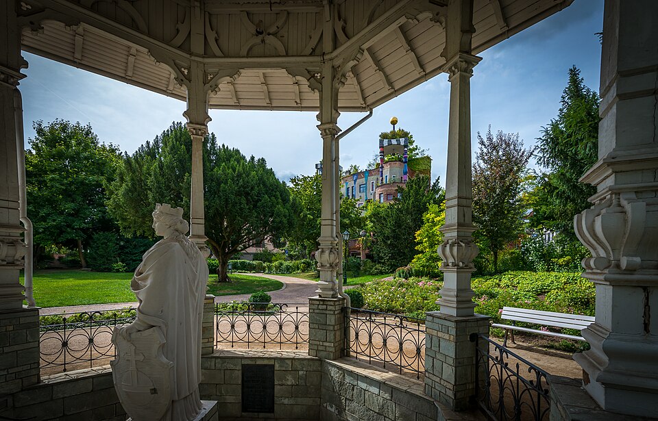 Dach-Fachbetriebe in Bad Soden am Taunus: Quellenpark – Foto: Wolfgang Maennel Dach-Fachbetriebe in Bad Soden am Taunus: Quellenpark