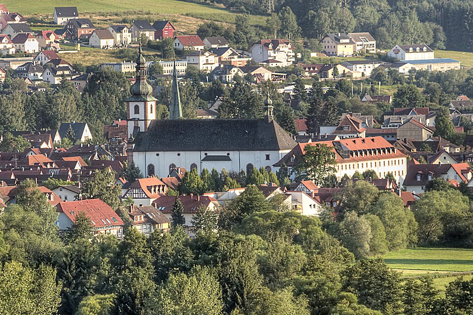 Dach-Fachbetriebe in Bad Soden-Salmünster: St. Peter und-Paul, Kloster