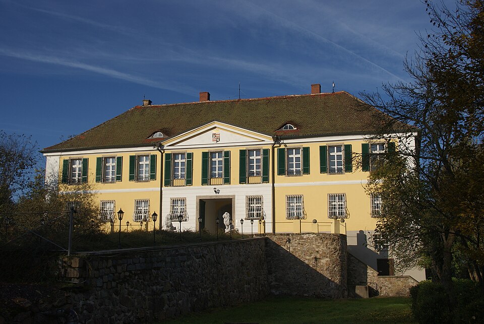 Dach-Fachbetriebe in Bernhardswald: Schloss – Foto: Johanning Dach-Fachbetriebe in Bernhardswald: Schloss