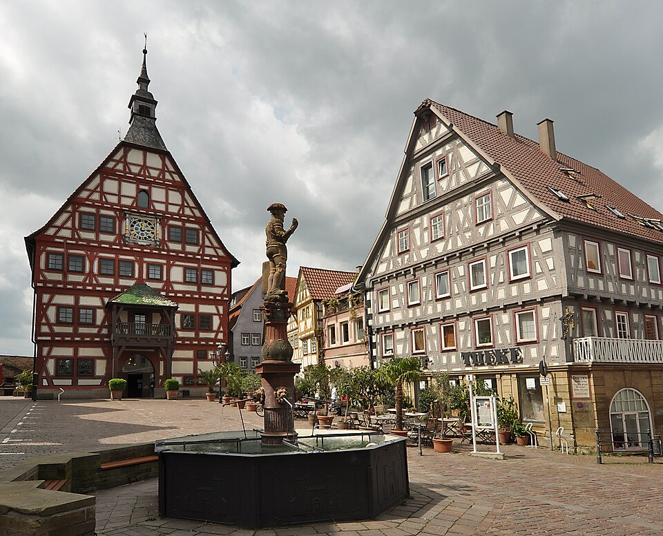 Dach-Fachbetriebe in Besigheim: BesigheimMarktplatz