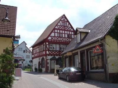 Dach-Fachbetriebe in Birkenau: Rathaus – Foto: AK84 at German Wikipedia Dach-Fachbetriebe in Birkenau: Rathaus