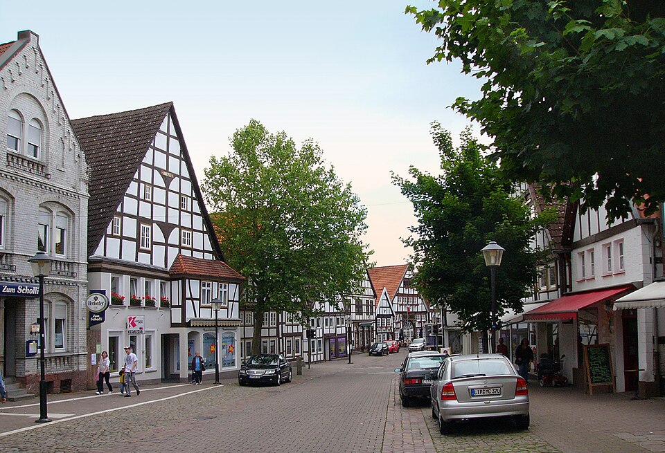 Dach-Fachbetriebe in Blomberg: Stadtansicht – Foto: Nikater Dach-Fachbetriebe in Blomberg: Stadtansicht