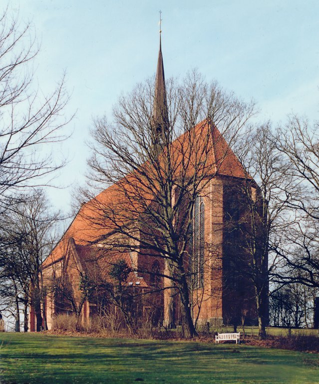 Dach-Fachbetriebe in Bordesholm: Klosterkirche