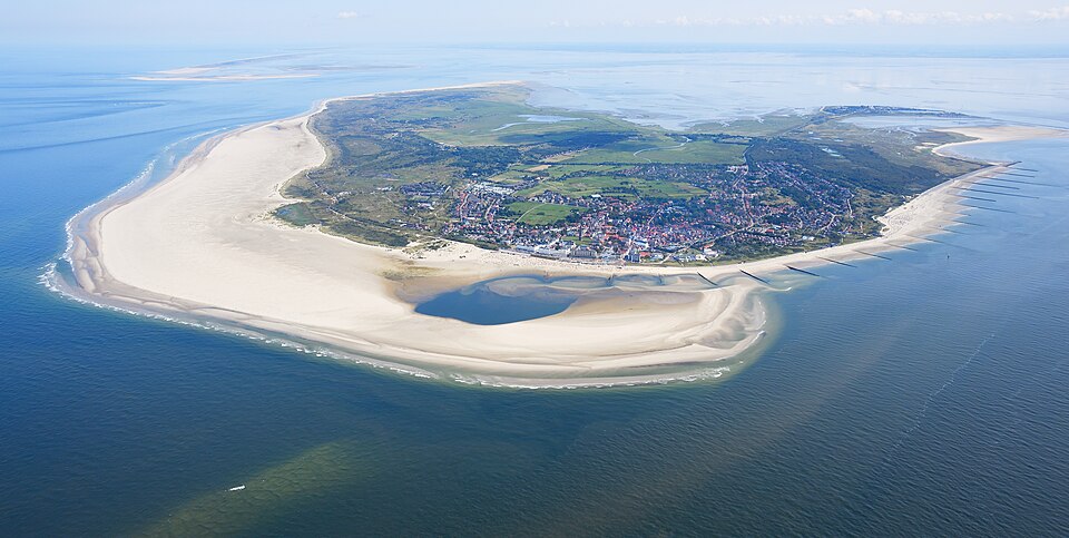 Dach-Fachbetriebe in Borkum: Stadtansicht