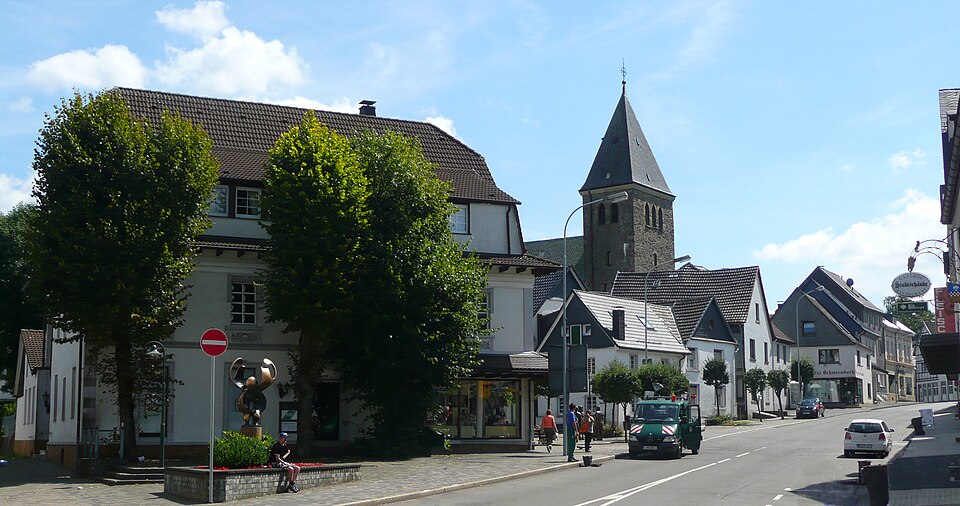 Dach-Fachbetriebe in Breckerfeld: Stadtansicht – Foto: Peter Tritthart Dach-Fachbetriebe in Breckerfeld: Stadtansicht