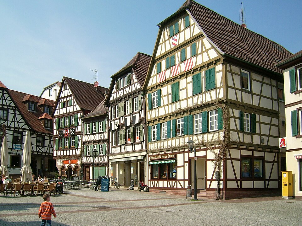 Dach-Fachbetriebe in Bretten: Stadtansicht
