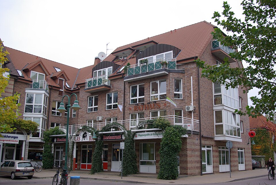 Dach-Fachbetriebe in Brieselang: Rathaus – Foto: Clemensfranz Dach-Fachbetriebe in Brieselang: Rathaus