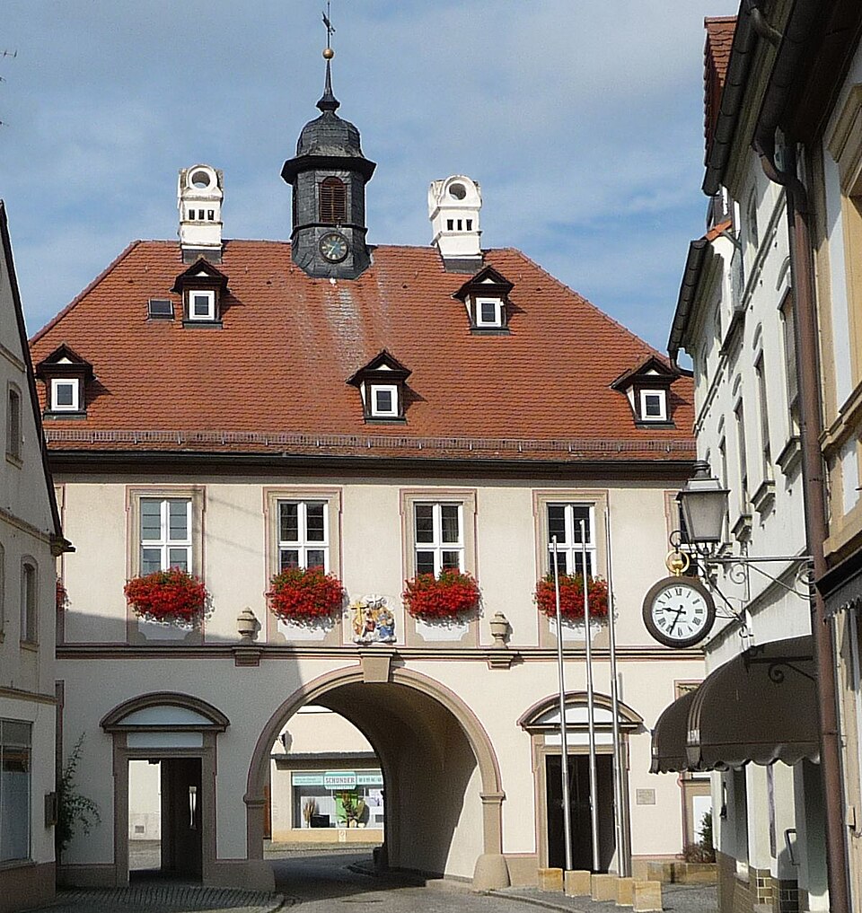 Dach-Fachbetriebe in Burgebrach: Einst drei Toren ist nur das Obere Tor aus dem Jahr – Foto: Immanuel Giel Dach-Fachbetriebe in Burgebrach: Einst drei Toren ist nur das Obere Tor aus dem Jahr