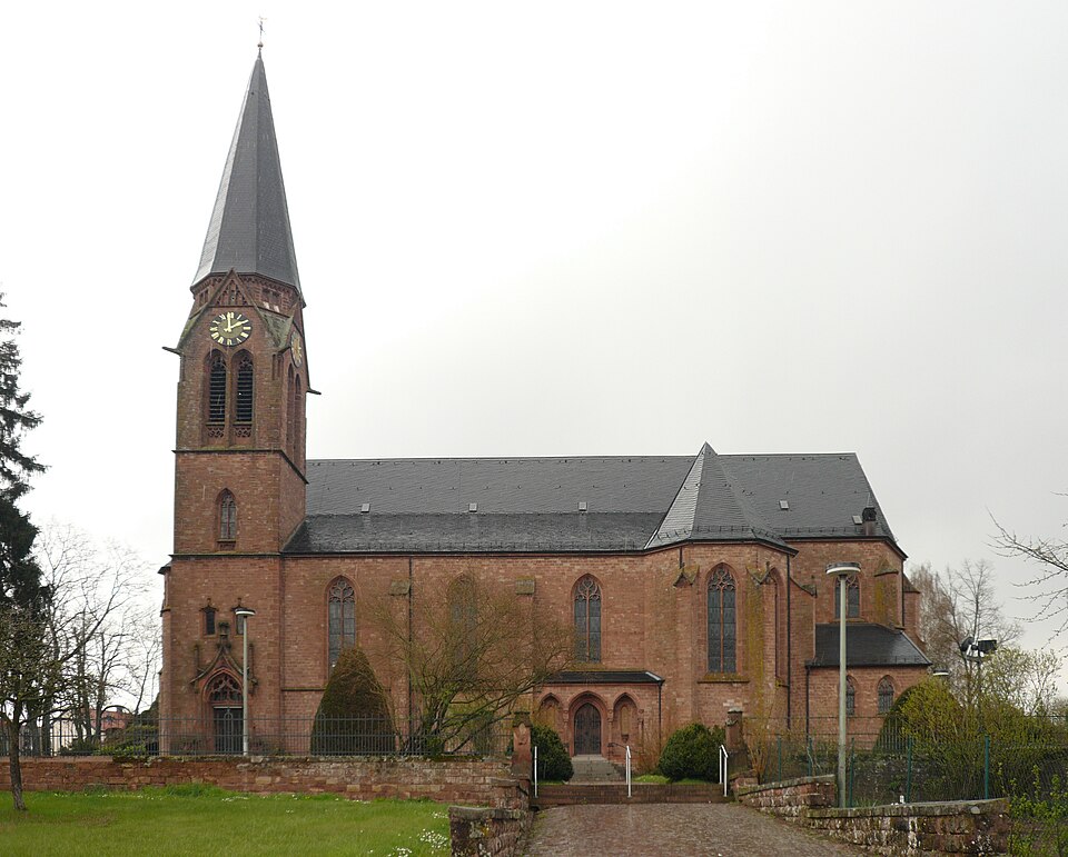 Dach-Fachbetriebe in Contwig: Stadtansicht – Foto: Ramessos Dach-Fachbetriebe in Contwig: Stadtansicht