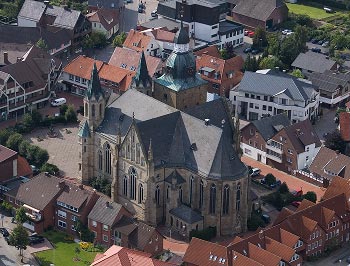 Dach-Fachbetriebe in Damme: St.-Viktor-Kirche – Foto: Chs21 Dach-Fachbetriebe in Damme: St.-Viktor-Kirche
