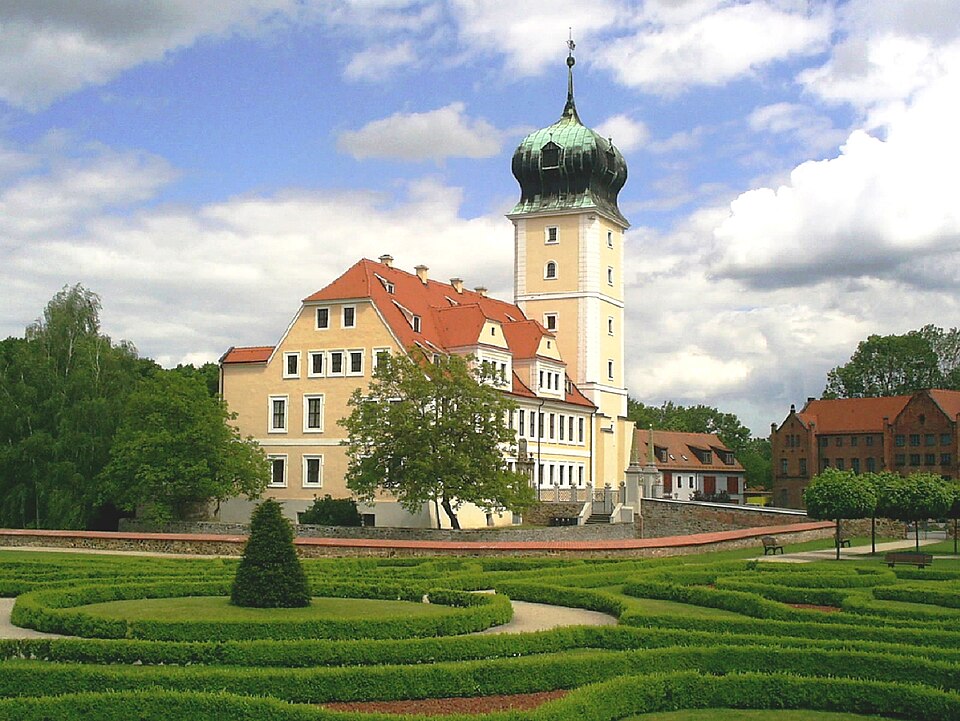 Dach-Fachbetriebe in Delitzsch: Barockpark und Barockschloss – Foto: Stadtverwaltung Delitzsch Dach-Fachbetriebe in Delitzsch: Barockpark und Barockschloss