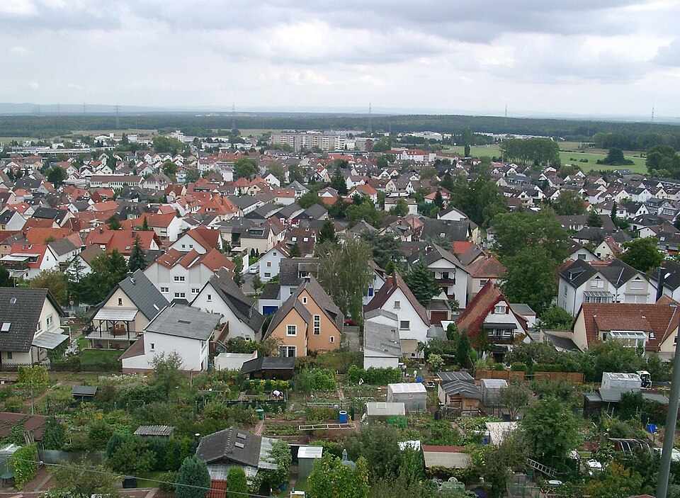 Dach-Fachbetriebe in Dietzenbach: Stadtansicht – Foto: Rudolf Stricker Dach-Fachbetriebe in Dietzenbach: Stadtansicht