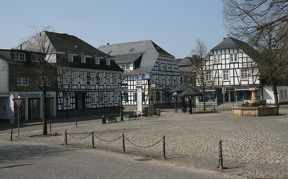 Dach-Fachbetriebe in Drolshagen: Stadtansicht