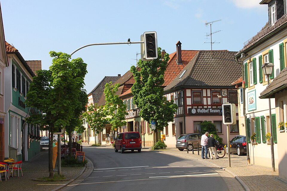 Dach-Fachbetriebe in Ebensfeld: Hauptstraße
