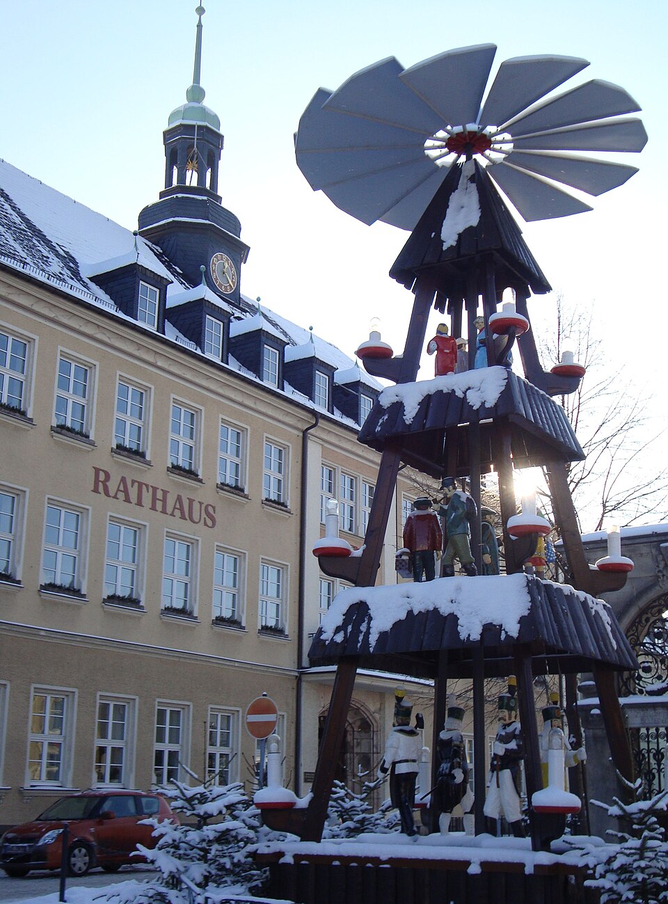 Dach-Fachbetriebe in Ehrenfriedersdorf: Stadtansicht – Foto: Miebner Dach-Fachbetriebe in Ehrenfriedersdorf: Stadtansicht