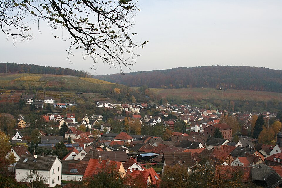 Dach-Fachbetriebe in Elsenfeld: Stadtansicht – Foto: Sebastian Bopp Dach-Fachbetriebe in Elsenfeld: Stadtansicht