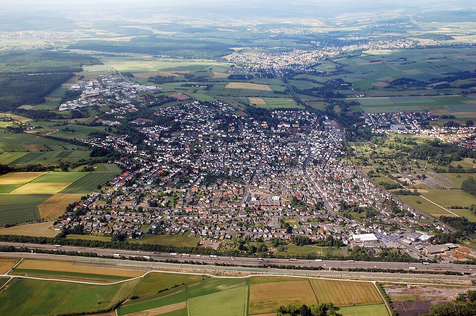 Dach-Fachbetriebe in Elz: Luftbild