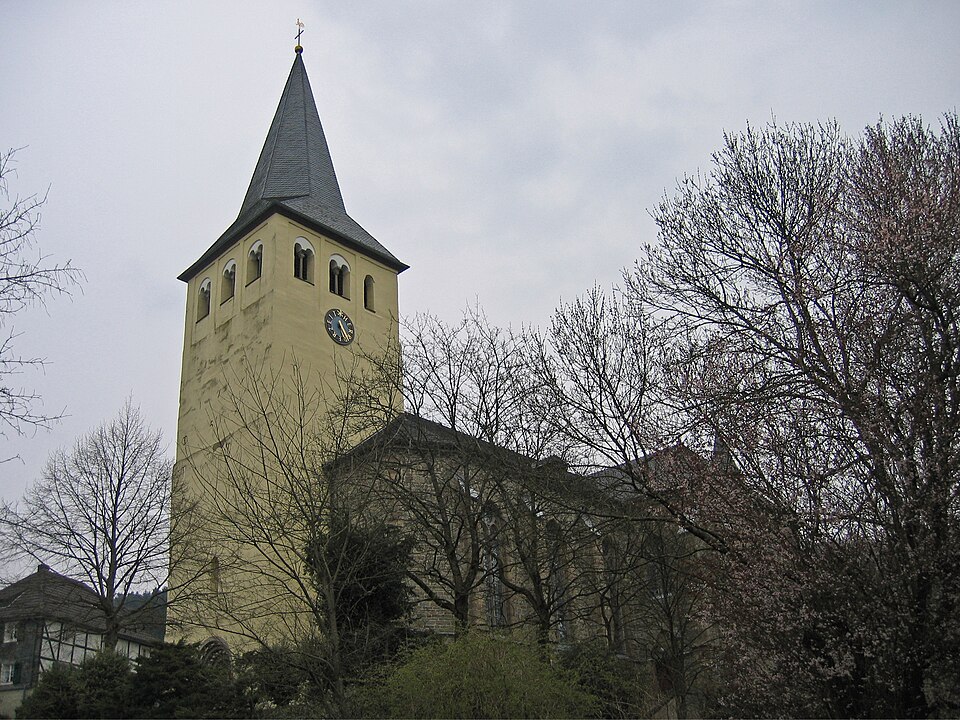 Dach-Fachbetriebe in Engelskirchen: Stadtansicht – Foto: A.Savin Dach-Fachbetriebe in Engelskirchen: Stadtansicht