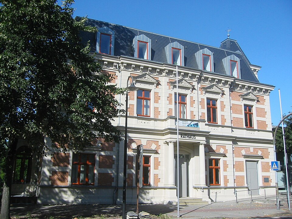 Dach-Fachbetriebe in Erkner: Rathaus – Foto: Assenmacher Dach-Fachbetriebe in Erkner: Rathaus
