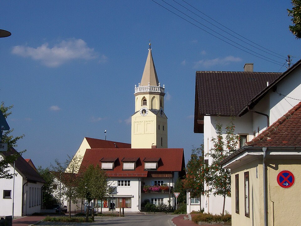 Dach-Fachbetriebe in Essenbach: Stadtansicht – Foto: Elcom.stadler Dach-Fachbetriebe in Essenbach: Stadtansicht