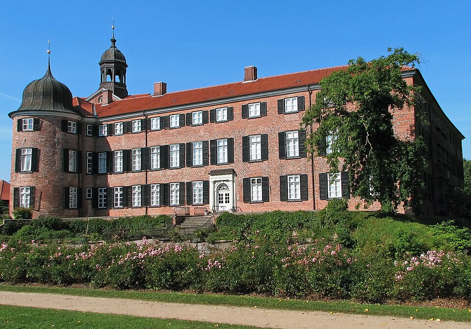 Dach-Fachbetriebe in Eutin: Schloss – Foto: Darkone Dach-Fachbetriebe in Eutin: Schloss