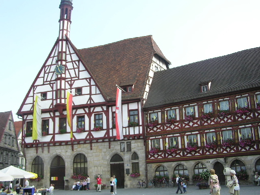 Dach-Fachbetriebe in Forchheim: Rathaus – Foto: Schubbay Dach-Fachbetriebe in Forchheim: Rathaus