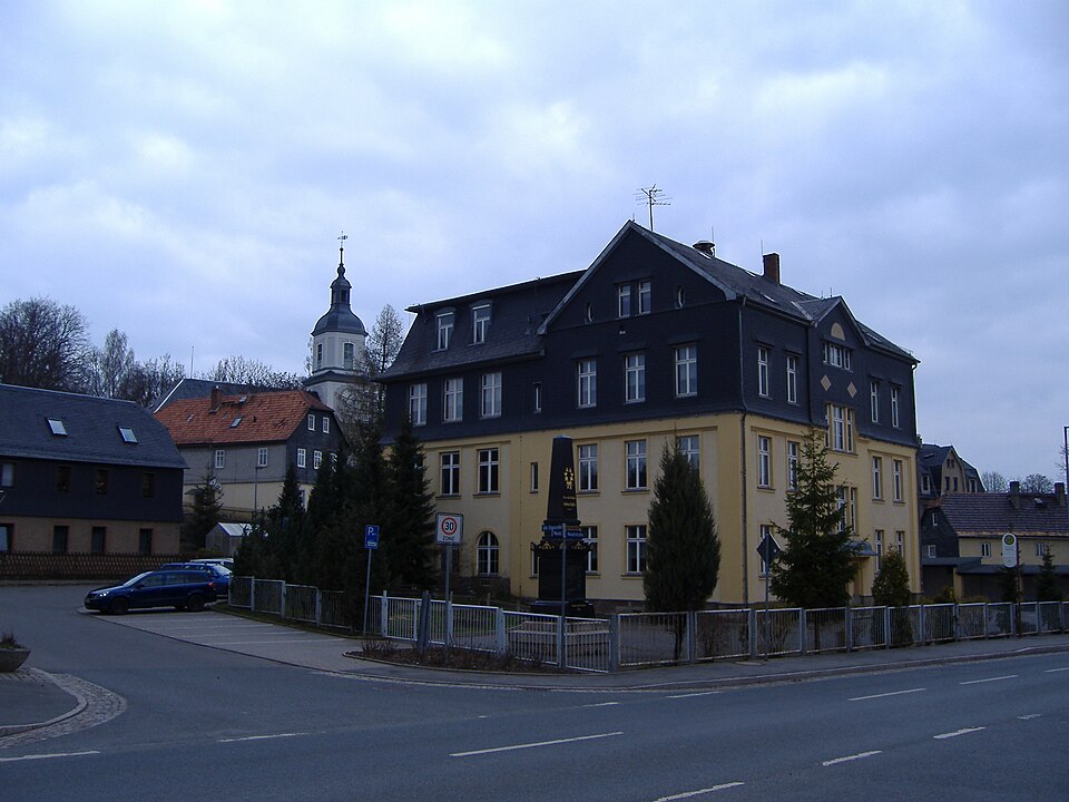 Dach-Fachbetriebe in Fraureuth: Stadtansicht – Foto: Vwpolonia75 Dach-Fachbetriebe in Fraureuth: Stadtansicht