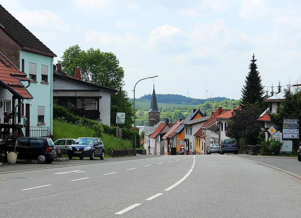 Dach-Fachbetriebe in Freisen: Baumholder Straße – Foto: atreyu Dach-Fachbetriebe in Freisen: Baumholder Straße