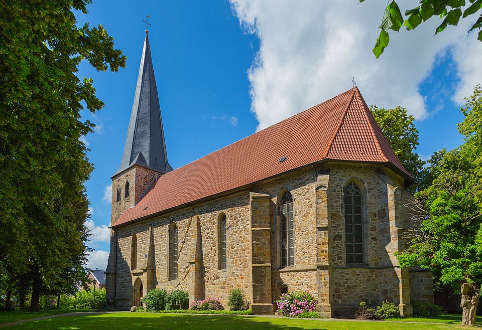 Dach-Fachbetriebe in Freren: Evangelisch Reformierte Kirche – Foto: Jan-Herm Janßen Dach-Fachbetriebe in Freren: Evangelisch Reformierte Kirche