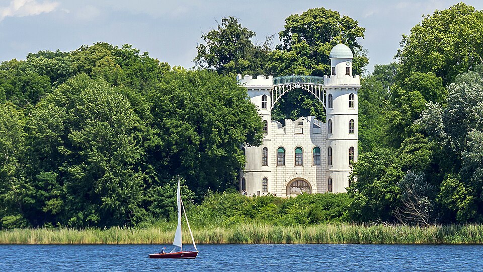 Dach-Fachbetriebe in Glienicke: Stadtansicht – Foto: NoRud Dach-Fachbetriebe in Glienicke: Stadtansicht