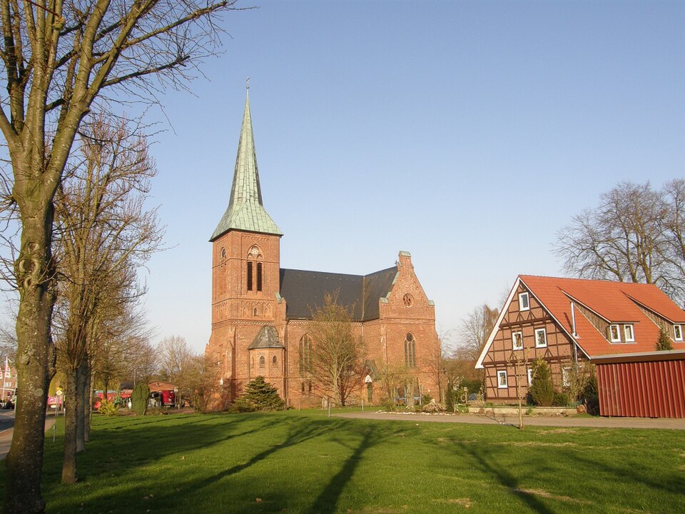 Dach-Fachbetriebe in Gnarrenburg: Kuhstedt Erlöserkirche