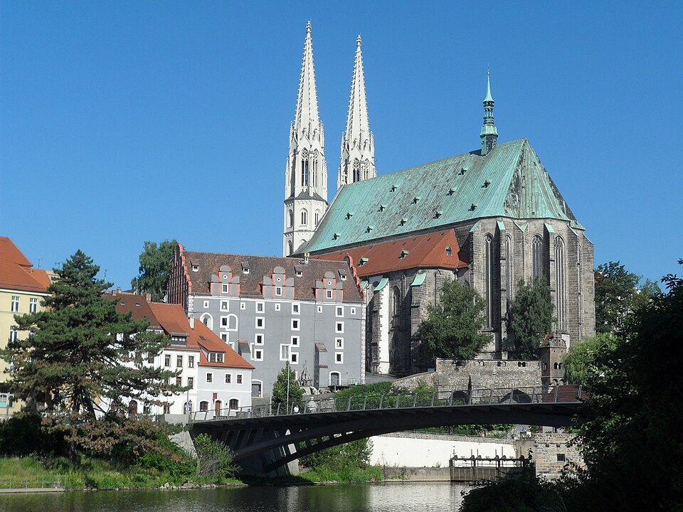 Dach-Fachbetriebe in Görlitz: Altstadtbrücke und Peterskirche – Foto: Schläsinger Dach-Fachbetriebe in Görlitz: Altstadtbrücke und Peterskirche