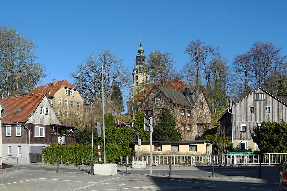 Dach-Fachbetriebe in Großröhrsdorf: Stadtansicht – Foto: SchiDD Dach-Fachbetriebe in Großröhrsdorf: Stadtansicht
