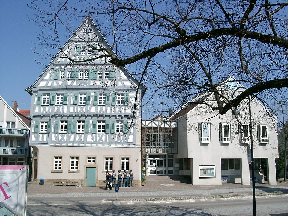 Dach-Fachbetriebe in Güglingen: Rathaus – Foto: Rudolf Stricker Dach-Fachbetriebe in Güglingen: Rathaus