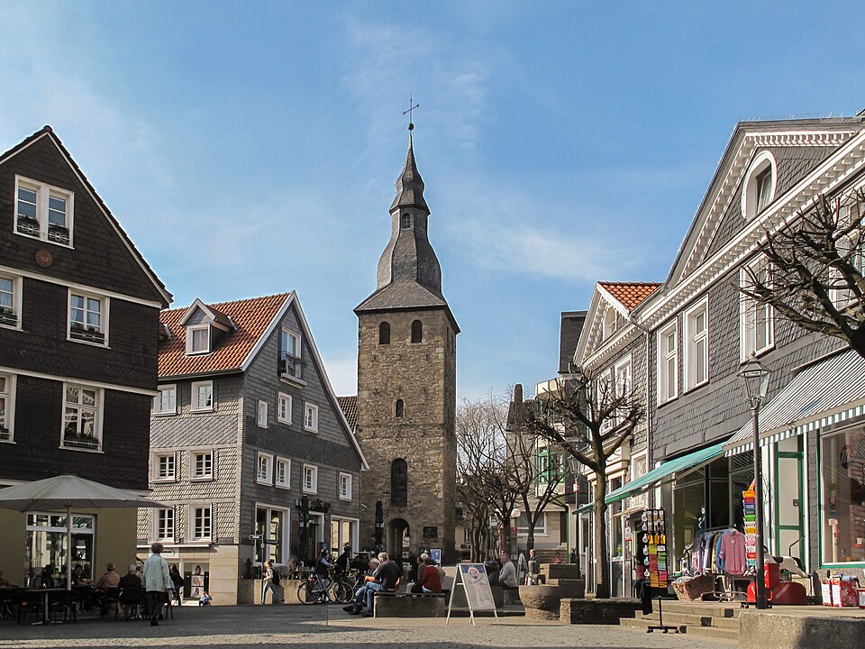 Dach-Fachbetriebe in Hattingen: Met Glockenturm – Foto: Michielverbeek Dach-Fachbetriebe in Hattingen: Met Glockenturm