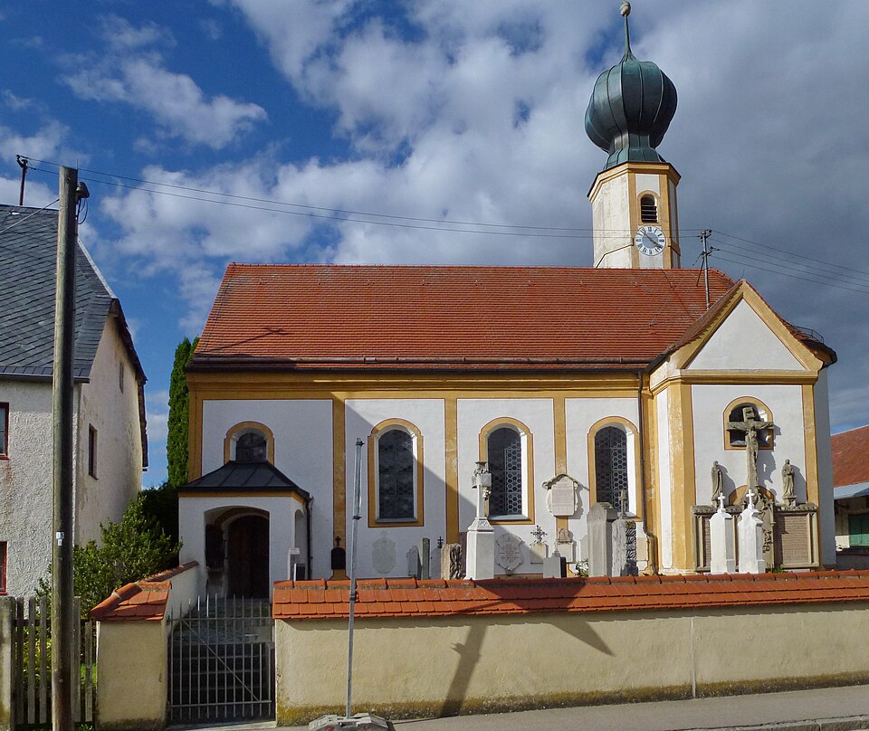 Dach-Fachbetriebe in Hebertshausen: Unterweilbach Kirche