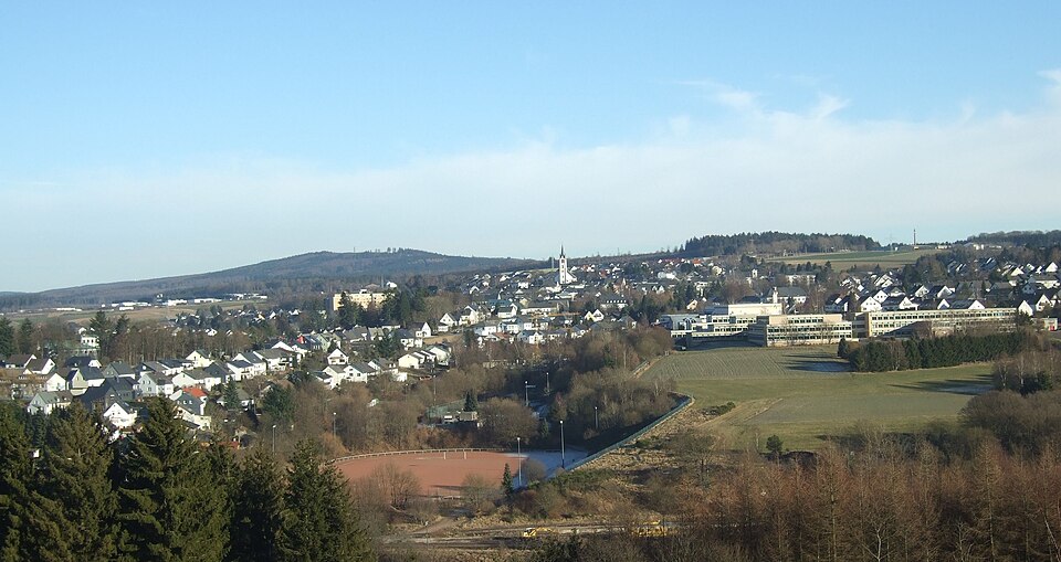 Dach-Fachbetriebe in Hermeskeil: Stadtansicht – Foto: Hermeskeil Dach-Fachbetriebe in Hermeskeil: Stadtansicht