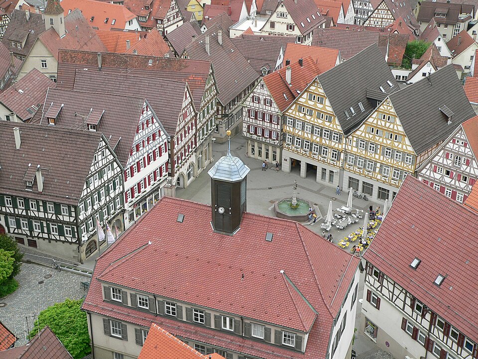 Dach-Fachbetriebe in Herrenberg: Marktplatz