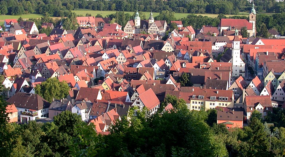Dach-Fachbetriebe in Hersbruck: Hersbrucker Altstadt – Foto: Wikimedia-Autor Dach-Fachbetriebe in Hersbruck: Hersbrucker Altstadt