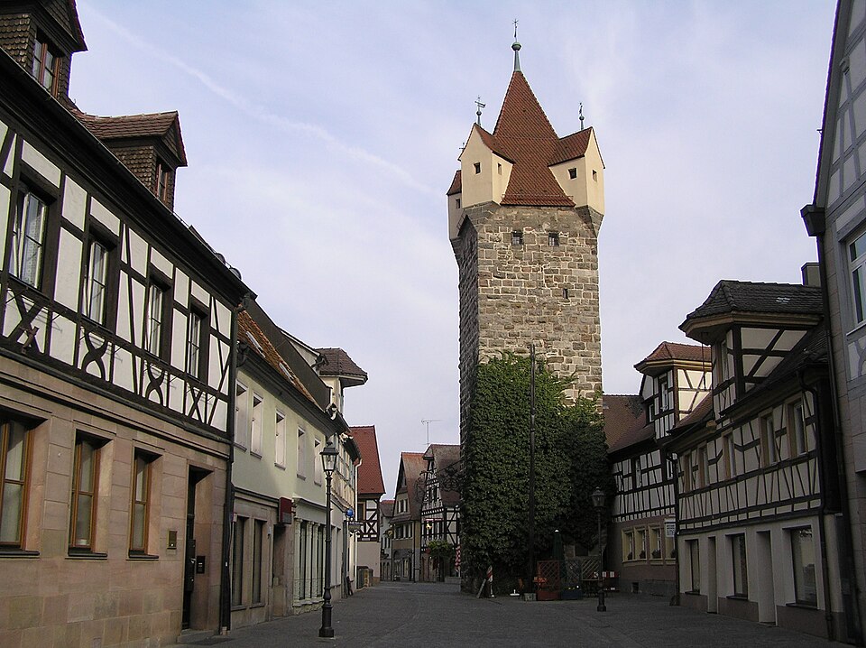 Dach-Fachbetriebe in Herzogenaurach: Hauptstraße Fehnturm