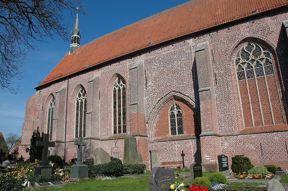 Dach-Fachbetriebe in Hinte: Kirche – Foto: SeaSide Dach-Fachbetriebe in Hinte: Kirche