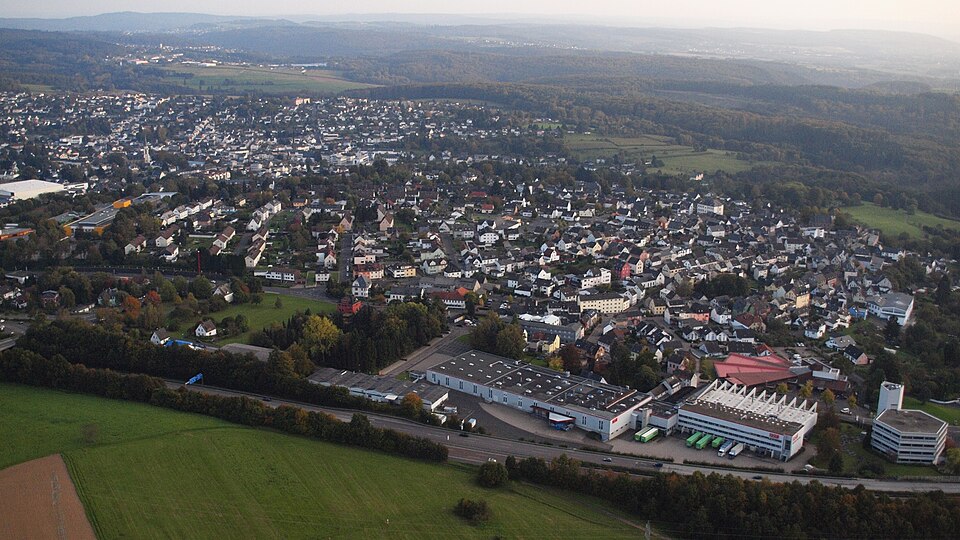 Dach-Fachbetriebe in Höhr-Grenzhausen: Stadtansicht