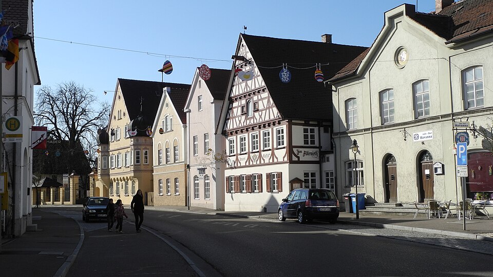 Dach-Fachbetriebe in Ichenhausen: Stadtansicht – Foto: Franzfoto Dach-Fachbetriebe in Ichenhausen: Stadtansicht