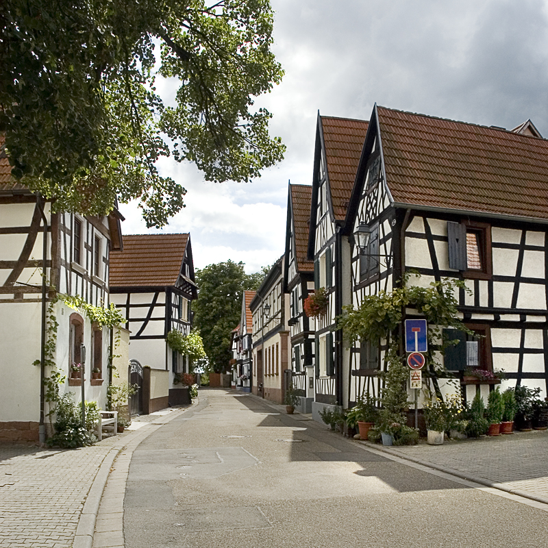 Dach-Fachbetriebe in Jockgrim: Stadtansicht – Foto: Achim Lammerts Dach-Fachbetriebe in Jockgrim: Stadtansicht